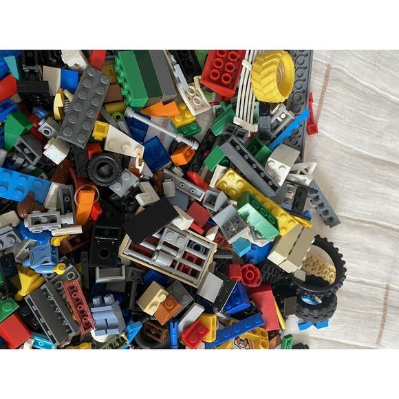 LEGOS Huge Lot Mixed UNSEARCHED 9.5+ lbs Bricks Plates Wheels MIni Figures Figs - Picture 11 of 16